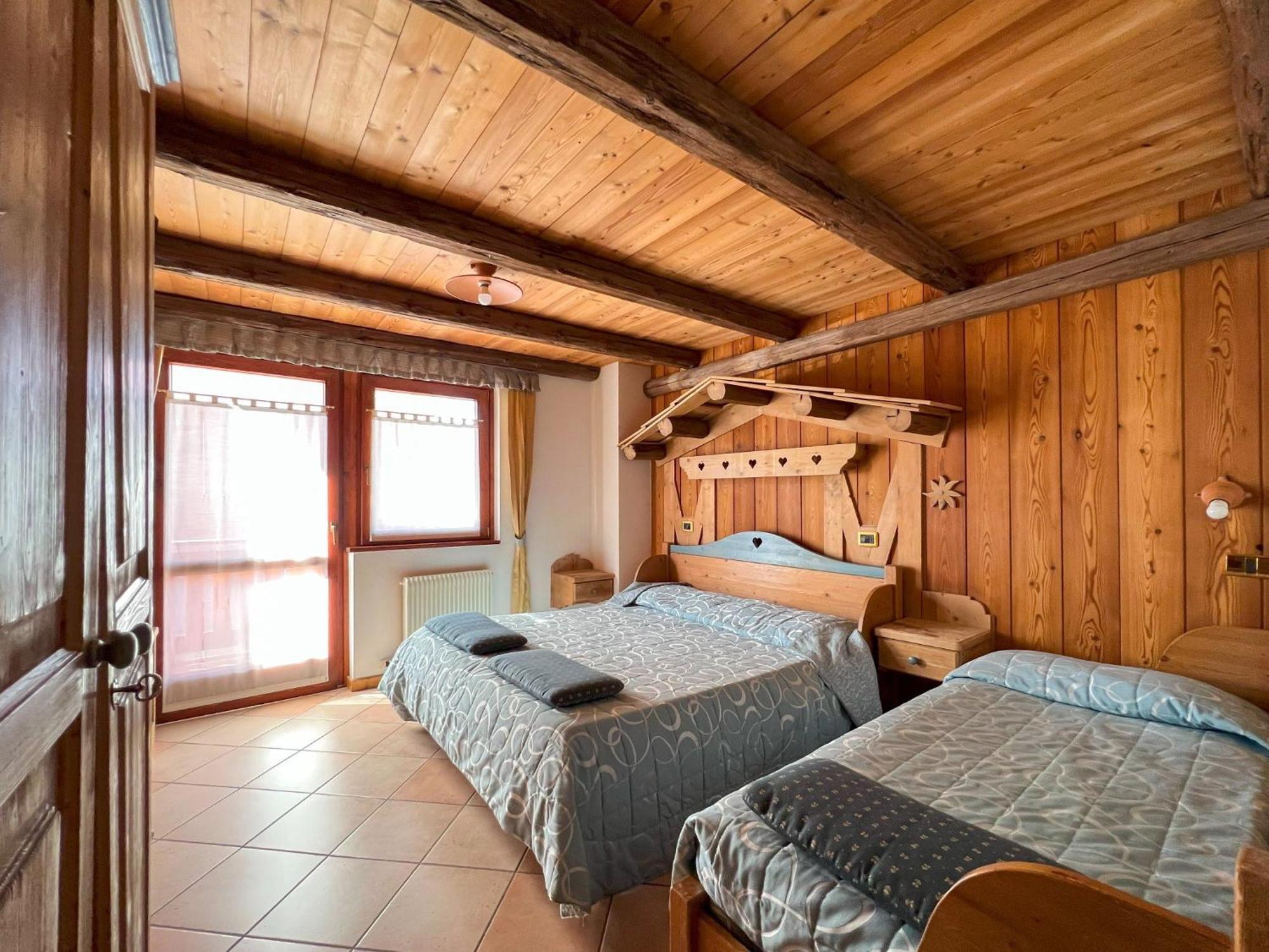 Hotel Residence Dahu Passo del Tonale Bilik gambar