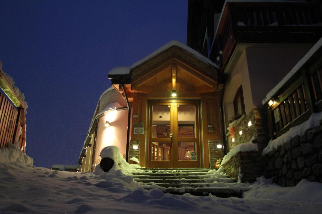 Hotel Residence Dahu Passo del Tonale Luaran gambar